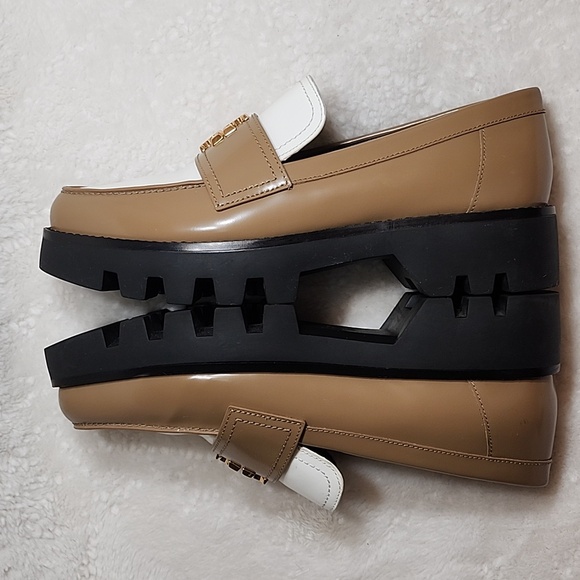 Tory Burch Mini Everly Chunky Loafers  white and brown colorblock gold hardware - Picture 12 of 16